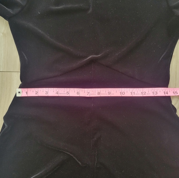 Dance Sophisticates maxy velvet dress in black. Size 36R - Picture 9 of 11